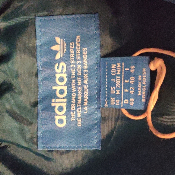Adidas winter jacket - Picture 4 of 4